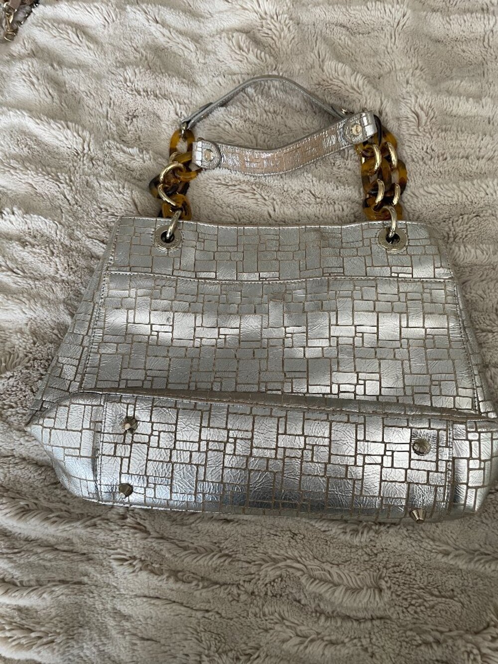 Elaine Turner Metallic Silver Leather Shoulder Bag with Tortoise Accents - Picture 2 of 11